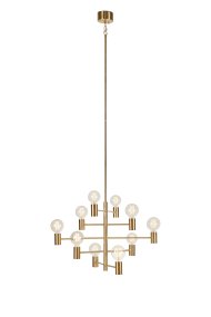 Paris Ø73 Messing hanglamp Van Markslöjd - De armen van de lamp hebben verschillende lengtes en hoogtes, waardoor er een dynamische en stijlvolle uitstraling ontstaat zonder dat de lamp de ruimte overneemt.