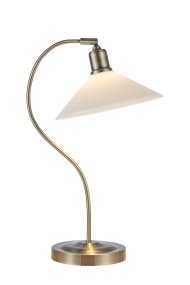 Vela 50cm Messing/wit tafellamp Van Markslöjd - Tafellamp in een klassiek design dat doet denken aan een schoenmakerslamp, met een witte, glanzende lampenkap van opaalglas en een gebogen lampvoet met een messing afwerking.
