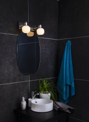 Messina 35cm Chroom badkamerlamp Van Aneta Lighting - Wandlamp Messina in chroom met 2 opaalwitte gecanneleerde glazen kappen.