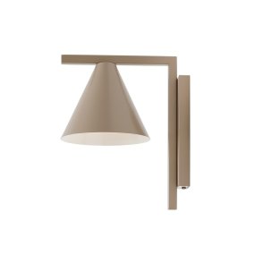 Form 23cm Beige wandlamp Van Artera - Het tijdloze design en de subtiele kleur zorgen ervoor dat de lamp gemakkelijk in verschillende interieurstijlen past en tegelijkertijd een verfijnde en moderne uitstraling aan de kamer toevoegt.