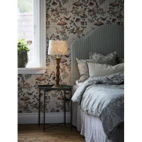 Lodge 60cm Lichtgroen tafellamp Van PR Home - De Lodge tafellamp heeft een klassieke stijl met prachtige vormen.