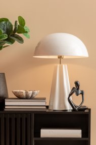 Amplio 55cm Wit tafellamp Van Leitmotiv - De lamp is gemaakt van metaal met een glanzend witte afwerking en elegante messing details die een verfijnde uitstraling geven.