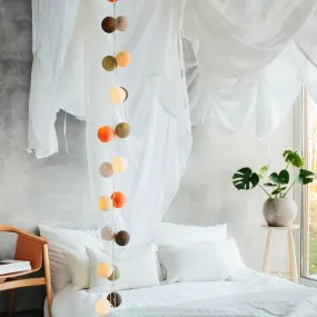 Irislights Morning mist 35-lights Veelkleurig Van Irislights - De lichtslinger is een decoratief detail, ongeacht of hij aan of uit staat, en kan op verschillende manieren worden opgehangen en neergezet!