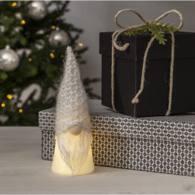 Joylight Kerstman Wit Van Star Trading - Aangedreven door&nbsp;3pcs AG13&nbsp; batterijen die inbegrepen zijn.