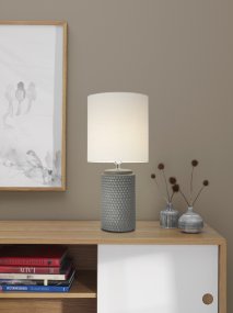 Bubble 50cm Grijs tafellamp Van Cottex - De Bubble tafellamp is een stijlvolle keramische lamp met een unieke bubbelstructuur op de voet.