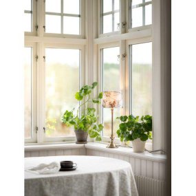 Andrea 70cm Beige tafellamp Van PR Home - De Andrea tafellamp zorgt samen met de Kr&auml;ftf&aring;ngst lampenkap voor een elegante uitstraling en is een echte blikvanger in de kamer.