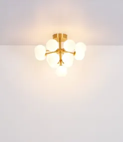 Grappy Ø56 Goud Van Globo Lighting - Grappy plafond i guldf&auml;rgad metall blir en stilfull och lyxig detalj i varje rum med sin glamor&ouml;sa design och de 13st opalf&auml;rgade glaskulorna.