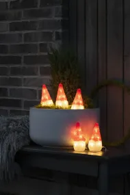 Kerstmannen Van Acryl ROOD Van Konstsmide - Ideaal om een speelse en sfeervolle kerstsfeer te creëren in de tuin, voor het raam of op de veranda.