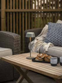 Menton 30cm Groente Draagbare Van Konstsmide - De lamp is voorzien van een touchdimmer waarmee u de helderheid en kleurtemperatuur kunt aanpassen van warmgeel licht tot warmwit licht.