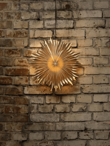 Papieren Ster Ø46 Bruin Van Konstsmide - Ideaal om in het raam te hangen of tegen een mooie muur &ndash; een tijdloze decoratie die elke kamer met haar eenvoudige elegantie verfraait.