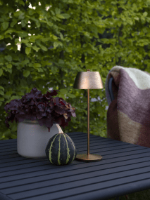 Èze 32cm Mat koper Draagbare Van Konstsmide - De lamp is voorzien van een touchdimmer, waarmee u de helderheid en kleurtemperatuur kunt aanpassen van warmgeel licht tot warmwit licht.