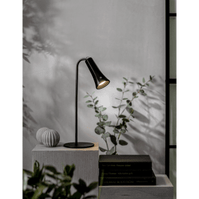 Functional 38cm Zwart Draagbare Van Star Trading - De lamp heeft een touchfunctie waarmee u de helderheid kunt aanpassen en kunt kiezen uit de LED-kleur: koelwit, warmwit of daglicht.