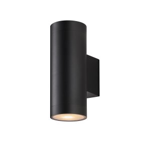 Oden Duo Zwart buitenlamp Van Lampan - Lampan lyser fint b&aring;de upp och ner p&aring; v&auml;ggen.
