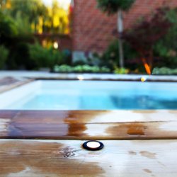 Orion 10 Zwart Van Lightson - Orion is een nachtelijke grondspot voor inbouw in een terras of stenen terras.