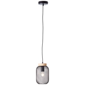 Giada Ø16 Zwart hanglamp Van Brilliant - Het heldere kleurenschema en het natuurlijke element hout zorgen voor een gevoel van lichtheid en harmonie.