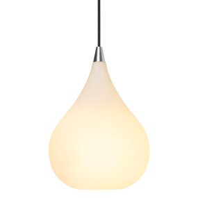 Drops Ø23 Wit hanglamp Van Halo Design - De kap van mondgeblazen opaalglas zorgt voor een fijne lichtverspreiding en in combinatie met de details in geborsteld aluminium draagt de lamp bij aan een mooie sfeer in de kamer.