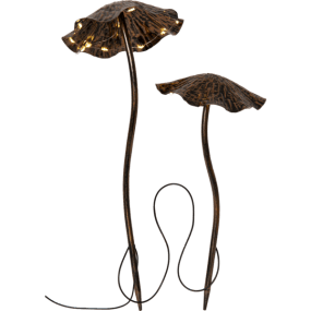 Lumini Bruin solarlamp Van Star Trading - Het zonnepaneel heeft een kabel van 100 cm die vanaf de laatste paddenstoel loopt, waardoor het paneel gemakkelijk in de zon geplaatst kan worden en de decoratie op een ongewenste plek kan worden neergezet.