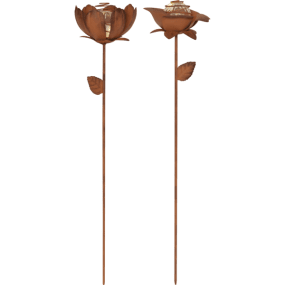 Oxida Flower 2 Stuks Roest solarlamp Van Star Trading - Plaats ze op een plek waar de zon op het paneel valt voor de beste oplaadtijd.