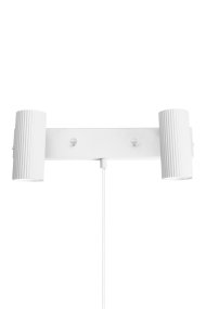 Hubble Wit leeslamp Van Globen Lighting - Wandlamp Hubble is een moderne wandlamp met twee buisvormige en gecanneleerde kappen van metaal.