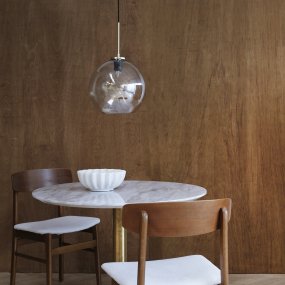 Loop Ø25 Messing hanglamp Van Dyberg Larsen - De Loop hanglamp is een elegante en stijlvolle plafondlamp die een gezellige sfeer aan uw huis toevoegt.
