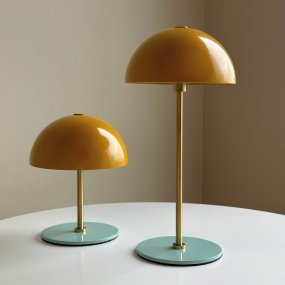 Along set 20cm Veelkleurig Draagbare Van Dyberg Larsen - Deze draadloze lampen zijn gemaakt van messing met gekleurde metalen lampenkappen en bieden drie helderheidsniveaus zonder schittering.