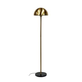 Menton Messing/zwart vloerlamp Van Dyberg Larsen - De lamp is gemaakt van messing en heeft een massief marmeren voet, wat zorgt voor een elegante en exclusieve uitstraling.