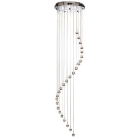 Hallway Ø30 Chroom hanglamp Van Searchlight - Decoratieve glazen prisma's in de vorm van kristallen bollen hangen in een spiraal vanaf een ronde plafondbeugel van verchroomd metaal, met een totale hanglengte van 3 meter.