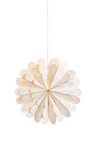 Marigold Ø45 Wit Van Markslöjd - De prachtige witte papierkleur geeft het een zachte en moderne uitstraling en vormt een mooi contrast met de meer traditionele kerststerren.