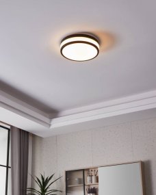 Led Palermo Ø30 Zwart badkamerlamp Van Eglo - De zwarte rand geeft de plafondlamp een elegante en discrete uitstraling en zorgt er tegelijkertijd voor dat er een gelijkmatig en aangenaam licht in de kamer verspreid wordt.