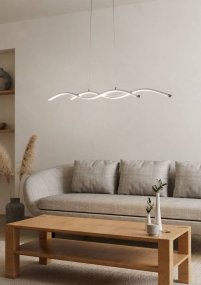 Lasana 87cm Chroom hanglamp Van Eglo - De lamp past perfect boven een eettafel of in de woonkamer en creëert een elegante en verlichte ruimte.