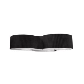 Kolme Ø50 Zwart Van CO Bankeryd - Voor wie op zoek is naar een lamp met karakter en stijl, is Kolme een ideale keuze - een tijdloze decoratie voor uw plafond.