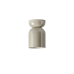 Lennon Ø13 Beige plafondlamp Van CO Bankeryd - Lennon is een stijlvolle en compacte metalen plafondlamp met een zachte, beige kleur die een harmonieuze uitstraling geeft.