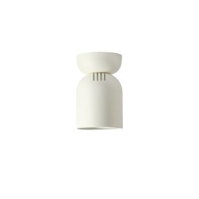 Lennon Ø13 Warm wit plafondlamp Van CO Bankeryd - Lennon is een stijlvolle en compacte metalen plafondlamp met een zachte, warmwitte kleur die een harmonieuze uitstraling geeft.