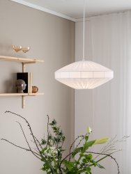 Edith Ø38 Wit hanglamp Van PR Home - Het certificaat garandeert dat het product is getest en vrij is van stoffen die schadelijk kunnen zijn voor de gezondheid en het milieu.