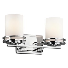 Hendrik 36cm Gepolijst chroom badkamerlamp Van Elstead Lighting - Dankzij de gepolijste chromen afwerking en de elegante opaalglazen kappen creëert het een stijlvolle en verfijnde indruk.