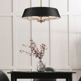 Luella Ø56 Zwart hanglamp Van Elstead Lighting - Luella is geïnspireerd op decoratieve elementen uit het begin van de 20e eeuw en combineert verfijnde eenvoud met tijdloze charme.