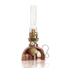 Nattlampa Koper Van Karlskrona lampfabrik - Een klassieke kleine zaklamp, oorspronkelijk bedoeld om klaar te zetten op het nachtkastje voor iedereen die &#39;s nachts op moest.