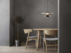 Picasso Ø50 Oxidebruin Van Belid - Om ervoor te zorgen dat de hanger jarenlang in uw interieur past, hebben we ervoor gekozen om het ontwerp eenvoudig en elegant te houden.