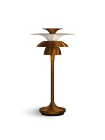 Picasso 35cm Messing tafellamp Van Belid - Om ervoor te zorgen dat de tafellamp jarenlang in het interieur past, heeft Belid ervoor gekozen om het ontwerp eenvoudig en elegant te houden.