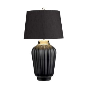 Bexley 56cm Zwart tafellamp Van Elstead Lighting - Den levereras med en avsmalnande lampsk&auml;rm i svart konstsilke med en silverlaminerad insida, handgjord i Storbritannien.