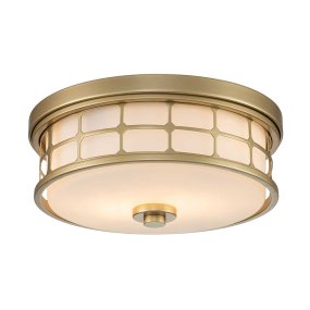 Guardian Ø35 Messing badkamerlamp Van Elstead Lighting - De messing afwerking en het geometrische frame geven de lamp een elegante uitstraling, terwijl het opaalglas een aangenaam en zacht licht verspreidt.