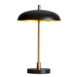 Shelby 45cm Matzwart tafellamp Van By Rydéns - Gemaakt van zwart metaal met een goudkleurige binnenkant, verspreidt het een warme, uitnodigende gloed die een gezellige sfeer in de kamer creëert.