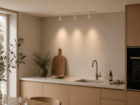 Forma 3-set Wit Van Nordic Lighting - De rails kunnen op elke gewenste lengte worden ingekort.