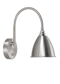 Smögen Nikkel leeslamp Van Armaturhantverk - De voet en de lamp zijn zowel een functionele als decoratieve toevoeging aan uw huis.