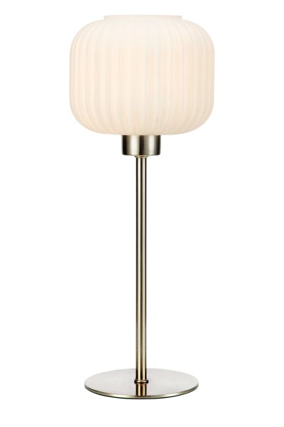 Sober 38cm Staal tafellamp Van Markslöjd - Sober is een elegante tafellamp met een stijlvolle glazen kap en een stalen voet.