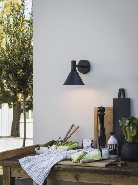 MiniTripp Zwart buitenlamp Van PR Home - Met E27-fitting, geschikt voor gebruik met zowel traditionele gloeilampen als nieuwere LED-lichtbronnen, max.