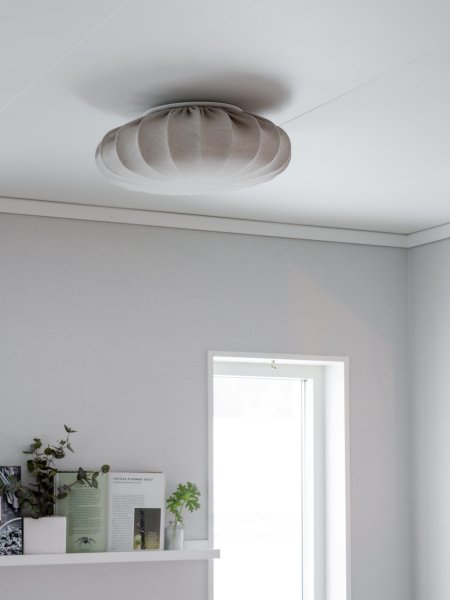 Florenzo Ø56 Grijs plafondlamp Van PR Home - Stijlvolle en stijlvolle plafondlamp die zowel aan als uit mooi is.
