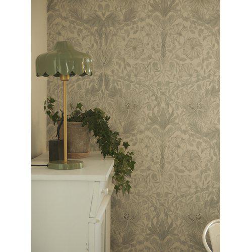 Wells 50cm Groente tafellamp Van PR Home - De lamp is geïnspireerd op een bloem en is verkrijgbaar in verschillende kleuren en modellen.