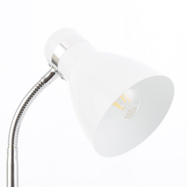 Allison 34cm Wit bureaulamp Van Brilliant - De lamp heeft een ingebouwde tuimelschakelaar, waardoor u hem eenvoudig aan en uit kunt zetten.