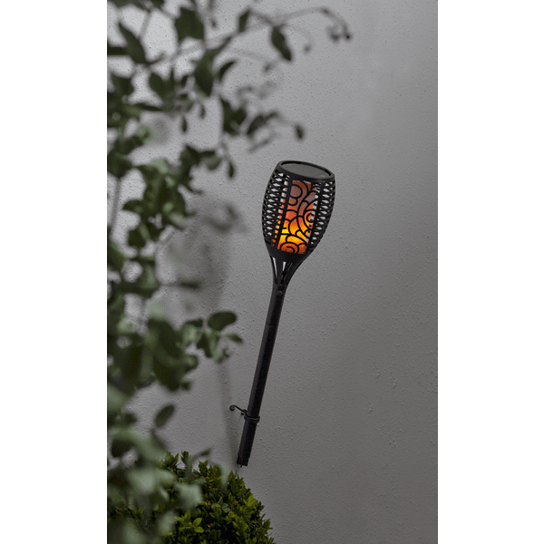 Flame Zwart solarlamp Van Star Trading - Zonnefakkel met vlammende vlam om in de tuin te plaatsen.